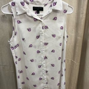 Banana Republic Button Down Sleeveless Blouse
